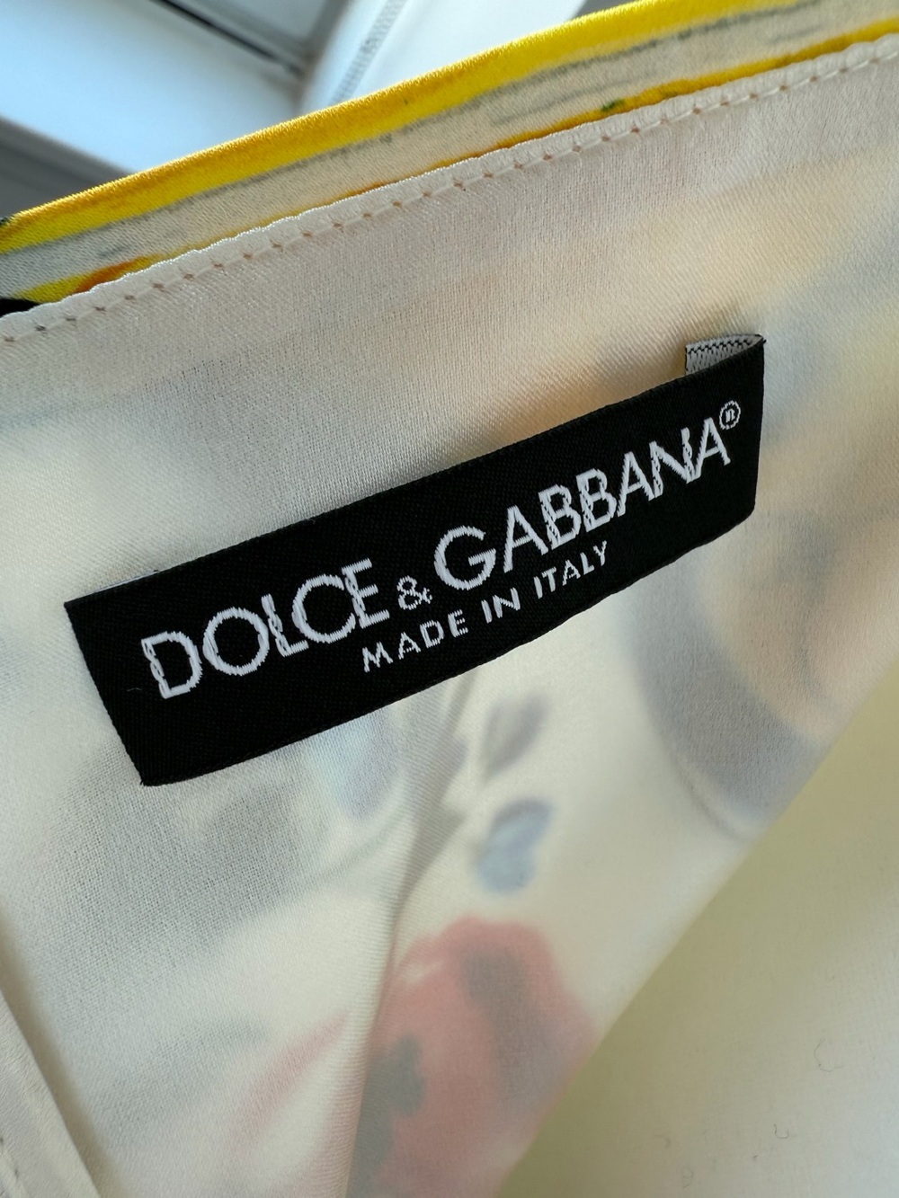 Dolce & Gabbana Majolica Silk Dress. IT 50. US 12. - Picture 8 of 13